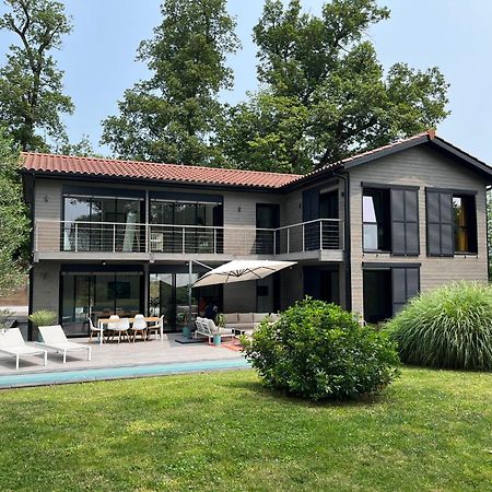 Villa Piscine A Proximite De Lyon Chaponost Екстер'єр фото