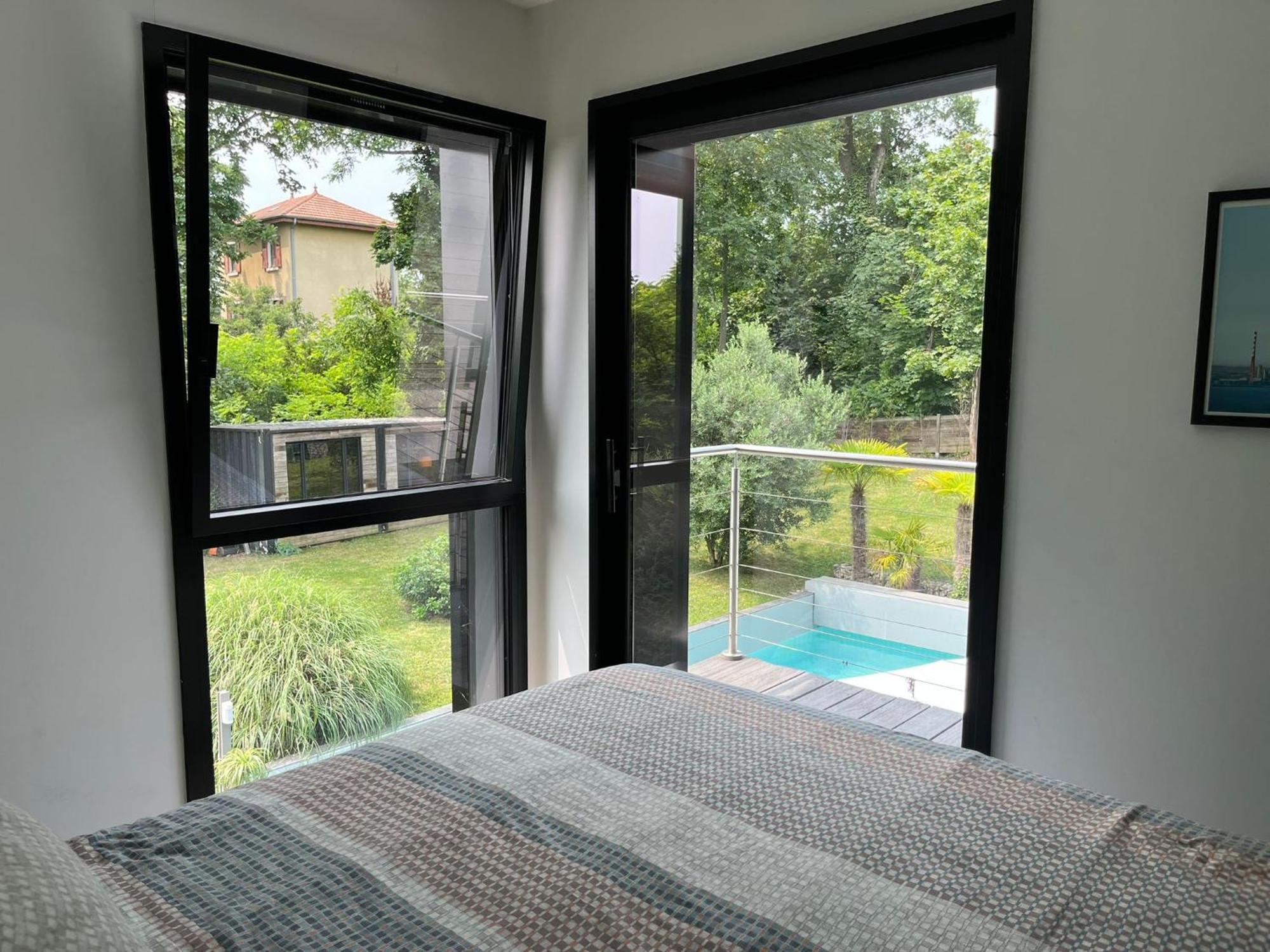 Villa Piscine A Proximite De Lyon Chaponost Екстер'єр фото