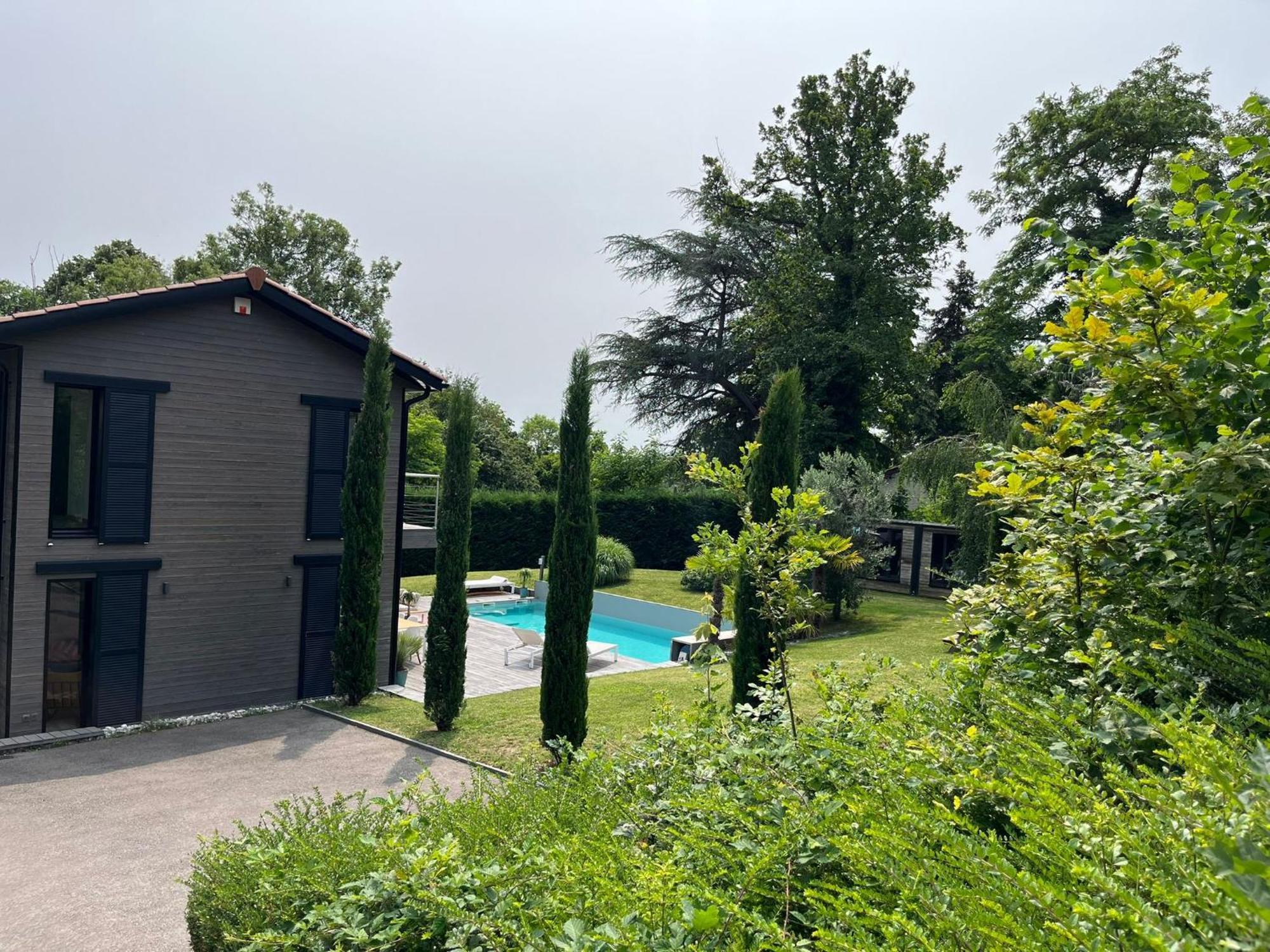 Villa Piscine A Proximite De Lyon Chaponost Екстер'єр фото